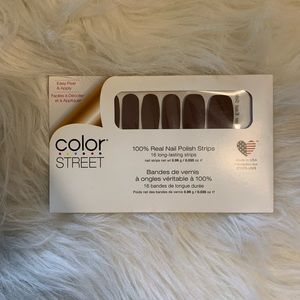 COLOR STREET - UPPER EAST SIDE